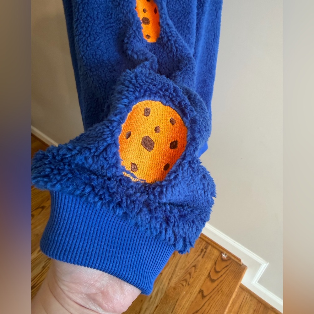 NWT Sesame Street Cookie Monster Sherpa Hoodie - Plus Size 3 (22-24, 3X) - Picture 7 of 16